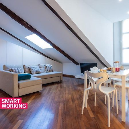 The Roof House Near Piazza San Carlo By Wonderful Italy Apartamento Turim Exterior foto