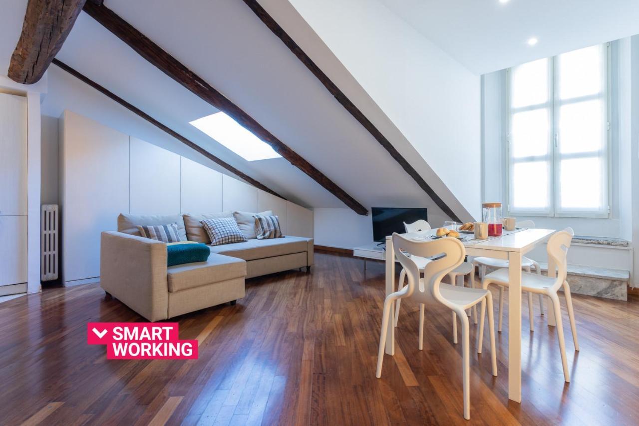 The Roof House Near Piazza San Carlo By Wonderful Italy Apartamento Turim Exterior foto